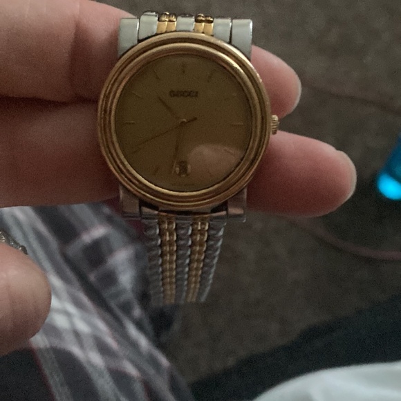 Vintage Gucci 4030M mens watch